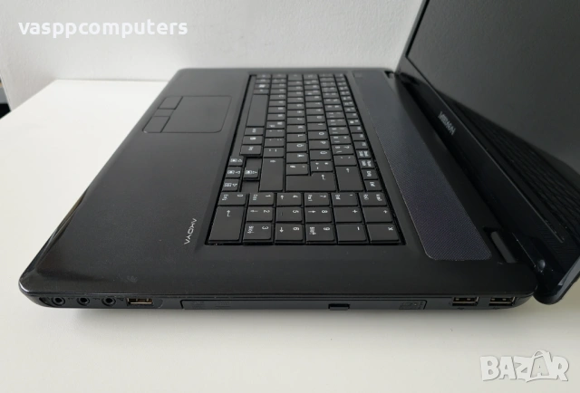 Medion Akoya E7216 (MD98550) / 17.3" / i5-480M / 6GB RAM / 120GB SSD + 250GB HDD, снимка 4 - Лаптопи за дома - 54622452