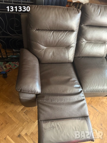 Продавам кожен диван , снимка 7 - Други ценни предмети - 49883909