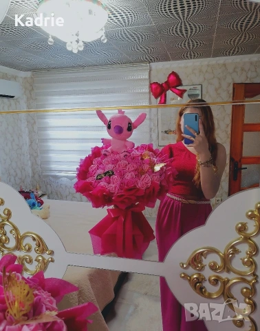 вечен букет с стич 51🌹, снимка 3 - Подаръци за жени - 54917124