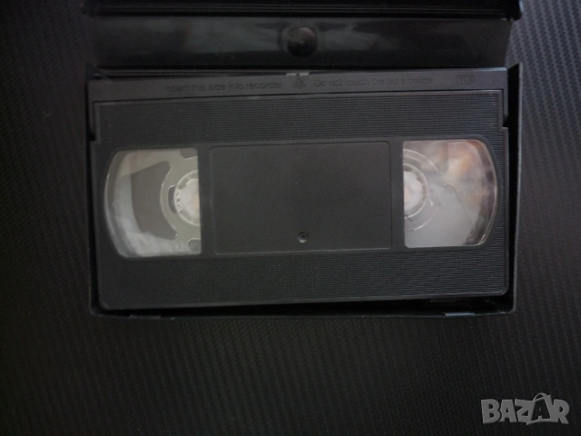 Лятна свалка VHS филм младежки любов тръпка бейзбол спорт отбор бухалка романтика млади актьори секс, снимка 2 - Други жанрове - 54444996