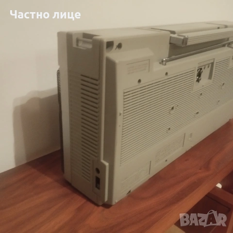Голям радиокасетофон, снимка 9 - Радиокасетофони, транзистори - 54002656