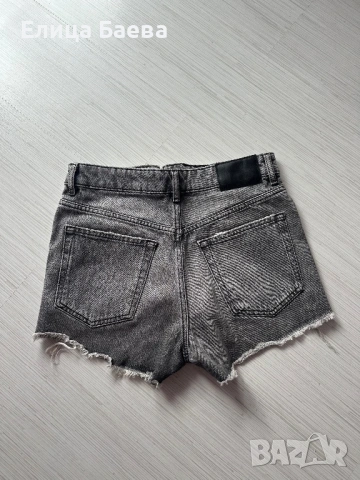 Къси панталони Zara в сиво и розово, снимка 3 - Къси панталони и бермуди - 54235433