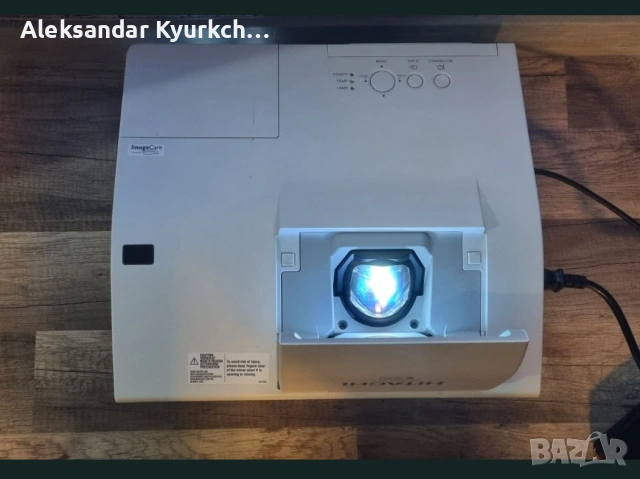 ултракъсофокусен 3LCD проектор Hitachi CP-AW252WN, снимка 3 - Плейъри, домашно кино, прожектори - 54072328