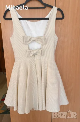 Елегантна рокля Junona – в много добро състояние