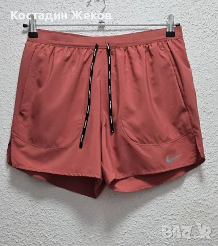 Дамски оригинални къси панталонки. Като нови. Nike DRI FIT 