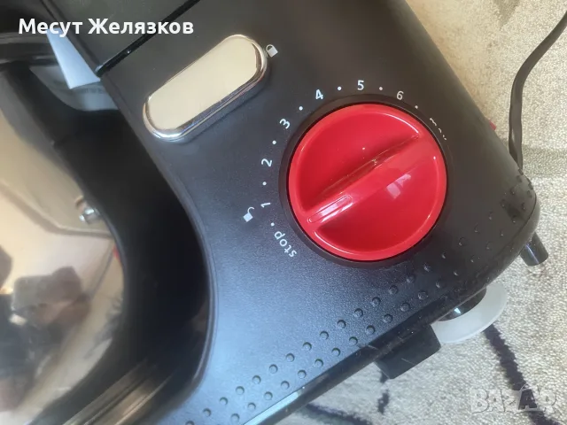 Планетарен миксер BODUM 4.7л, снимка 3 - Миксери - 55695375