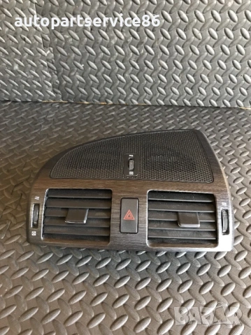 Централна въздушна решетка за табло за Toyota Avensis 2.0 D4D (2009-2014) 55670-05100