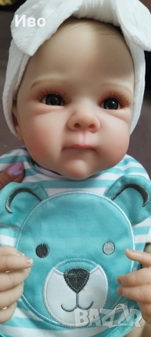 Реалистично бебе 45 см с изцяло винилови тяло, снимка 4 - Кукли - 54036674