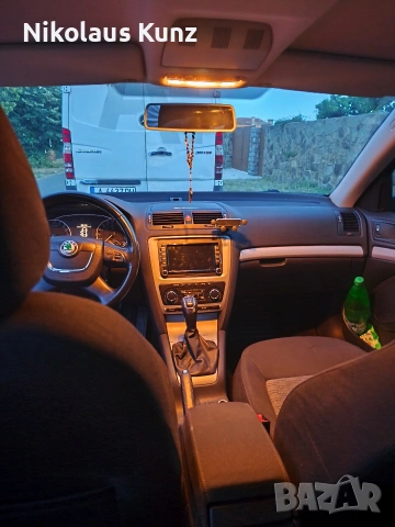 Продавам Skoda Octavia 1,6.  2012 , снимка 5 - Автомобили и джипове - 55015559