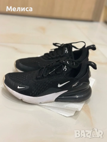Оригинални маратонки Air Nike, снимка 2 - Маратонки - 54671536