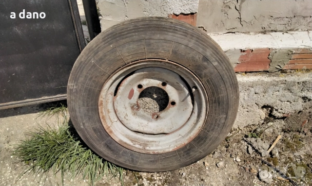 Гума с джанта за т25