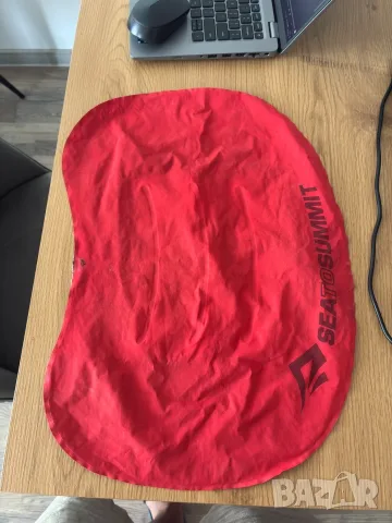 Подарявам туристическа възглавница Sea to Summit Aeros pillow 