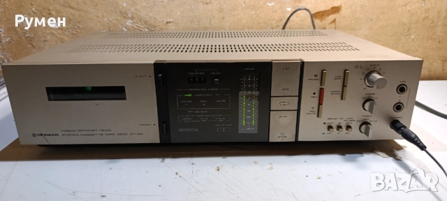 Продавам касетен дек Pioneer CT-6R