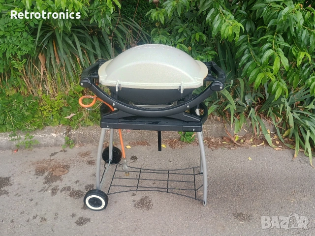 Газово барбекю Weber Q 2200 с оригинална количка и покривало – Отлично състояние, снимка 8 - Барбекюта - 55228377