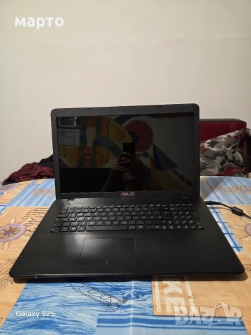 лаптоп ASUS F751M , снимка 2 - Лаптопи за дома - 55148116