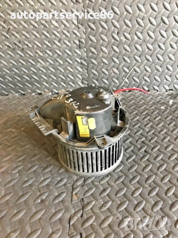 Мотор за вентилатор на парно Valeo за Mercedes Sprinter (1995-1999) X17651586K, 651673L, снимка 2 - Части - 53996363