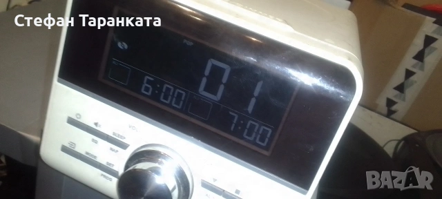 Радио тунер и CD player и антена си има, снимка 6 - Радиокасетофони, транзистори - 54595449