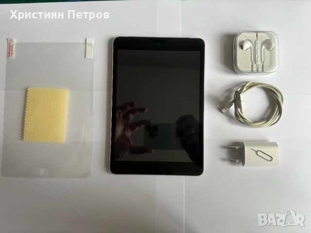 iPad mini 3 Wi-Fi + Cellular - A1600 - Черен - 16GB памет - Фабрично Отключен