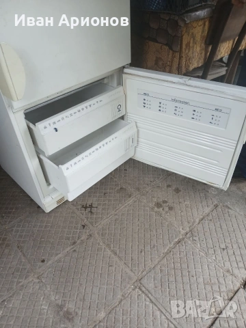 Продавам комбиниран хладилник Либхер, снимка 2 - Хладилници - 54018528