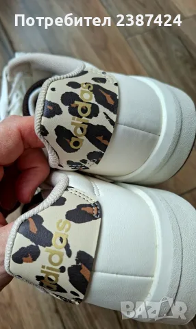 Дамски обувки Adidas, снимка 4 - Маратонки - 55675774