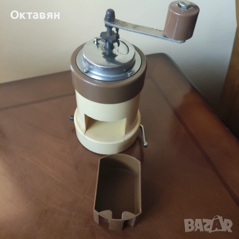 Кафемелачка ретро/соца/стара, снимка 4 - Декорация за дома - 53968899