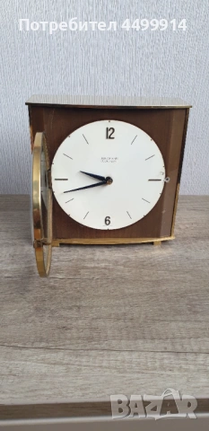 Настолен часовник JUNGHANS Електроник, снимка 4 - Антикварни и старинни предмети - 54008271