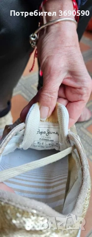 Оригинални дамски маратонки Valentino, Pepe Jeans, снимка 2 - Маратонки - 54400365