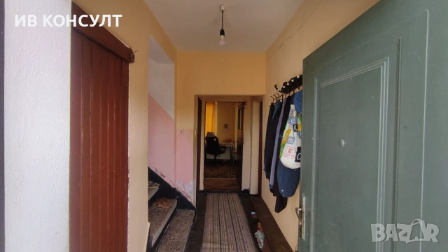 Продава две къщи с общ двор в с. Ягода, снимка 3 - Къщи - 55001199