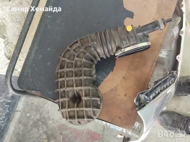 Гофриран маркуч за Ауди 80 Б3 механична инжекция от 1987-1991г. 