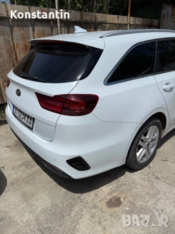 KIA CEED SW 2019 г. Дизел 136 к. Автоматик, снимка 9 - Автомобили и джипове - 54725207