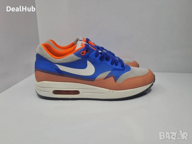 Кецове Nike Air Max 1 Носени,но в отлично състояние. Размер 42 стелка 27 см. Цена 40 евро.