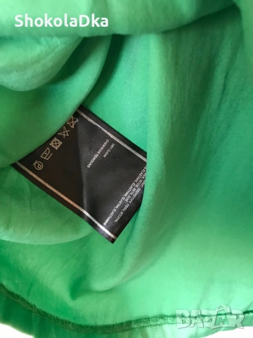 Closed Italy копринен топ/потник, размер S, снимка 4 - Потници - 54331514