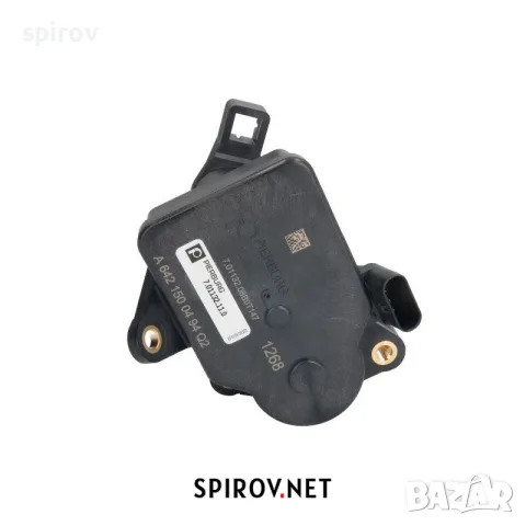 Мотор актуатор вихрови клапи Mercedes OM642 Pierburg 7.01132.11.0, снимка 3 - Части - 55701244