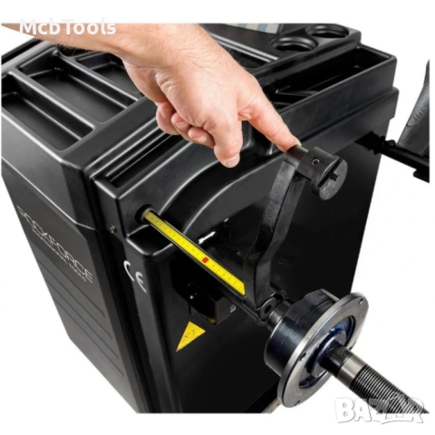 Професионален автоматичен балансьор на гуми (Машина за баланс на гуми) RockForce, снимка 4 - Други машини и части - 54153967