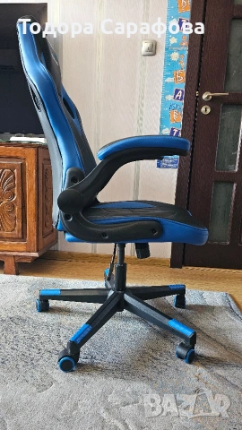 Геймърски стол на VOJENS, снимка 2 - Столове - 54070138