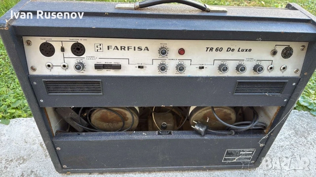 Продавам Farfisa TR-60 de luxe ретро лампов усилвател и говорители