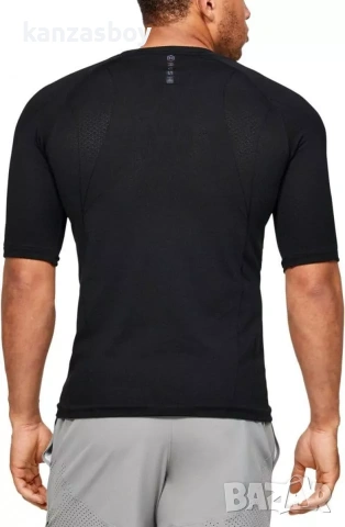 Under Armour UA Rush - страхотна мъжка тениска КАТО НОВА L УМАЛЕНА-ЕЛАСТИЧНА , снимка 2 - Тениски - 55223792