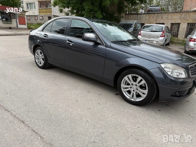 Мерцедес C 180, снимка 2 - Автомобили и джипове - 54373661