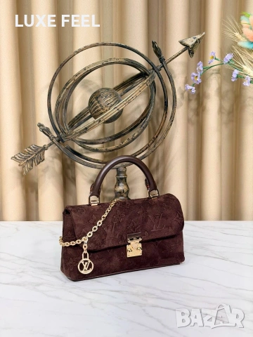 Louis VUITTON 🤎 Дамски Чанти , снимка 15 - Чанти - 54476091