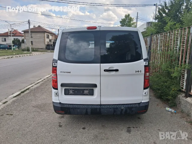 Hyundai H1 2.5 170 Hp на части!, снимка 4 - Бусове и автобуси - 55365614