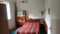 Двуетажна къща с гараж, лозе и стопанска постройка в гр. Ветово, снимка 9
