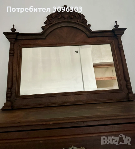 Стар дървен скрин , снимка 4 - Антикварни и старинни предмети - 55171320