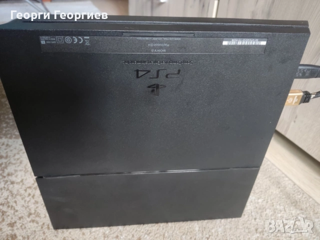 Перфектен Playstation 4 с фърмуер 9.0, снимка 4 - PlayStation конзоли - 54065706