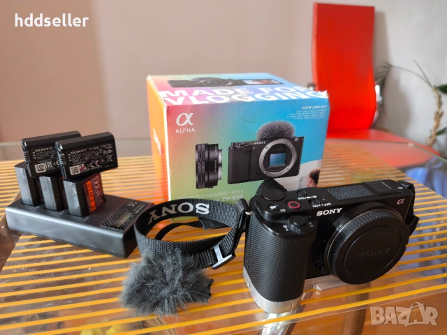 Продавам Sony ZV-E10 на 7000 кадъра в отлично състояние, снимка 5 - Фотоапарати - 54605556