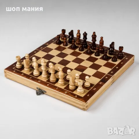 Дървен комплект 3 в 1 – Шах, дама и табла със сгъваема дървена кутия и фигури