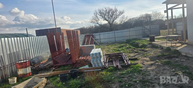 Продавам италианско скеле 