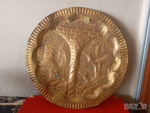 Медно пано за стена