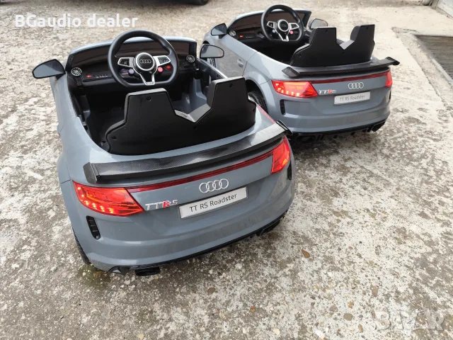 Акумулаторна количка Audi, снимка 4 - Детски велосипеди, триколки и коли - 55673685