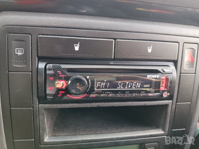 Авто CD SONY  USB