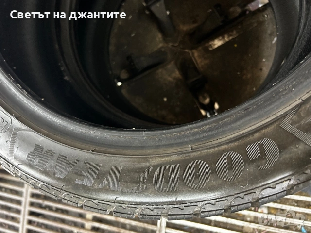 Зимни Гуми 245/45/19 102V Good Year Ultragrip 8 Runflat RSC, снимка 5 - Гуми и джанти - 54096131